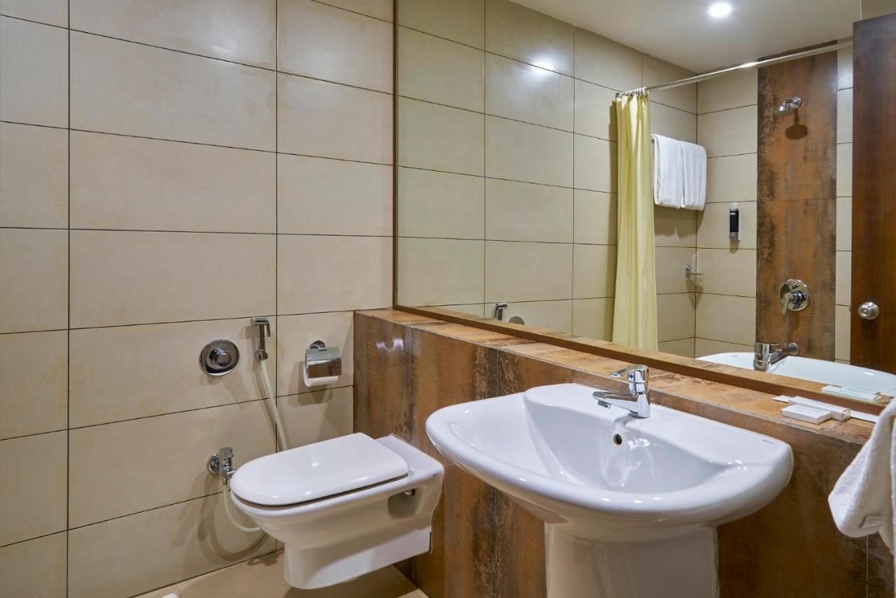 Hotel 3 Leaves Kolhapur Extérieur photo