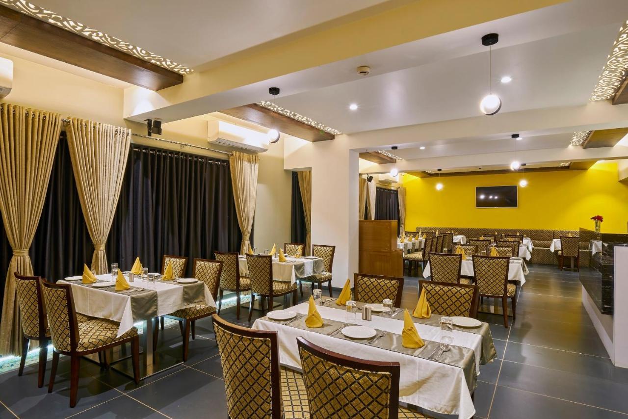 Hotel 3 Leaves Kolhapur Extérieur photo