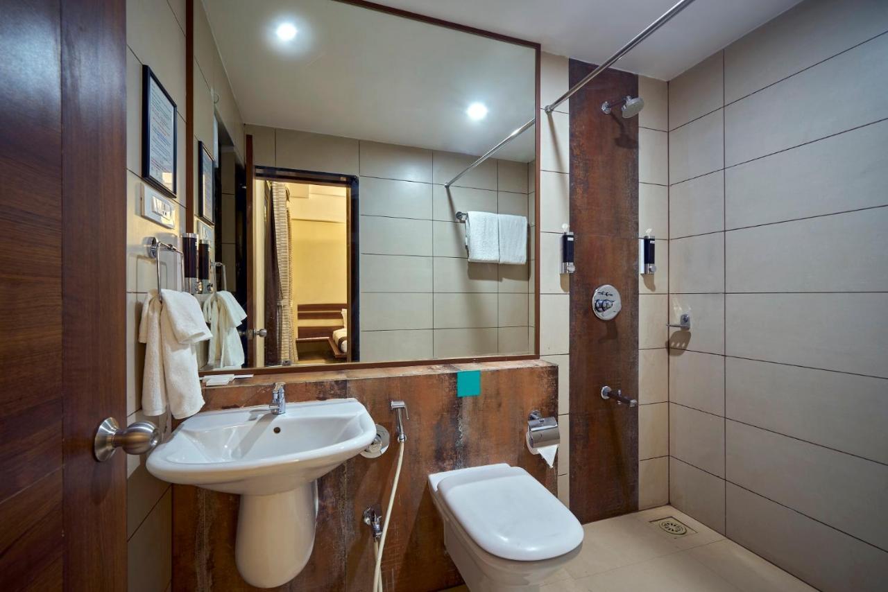 Hotel 3 Leaves Kolhapur Extérieur photo